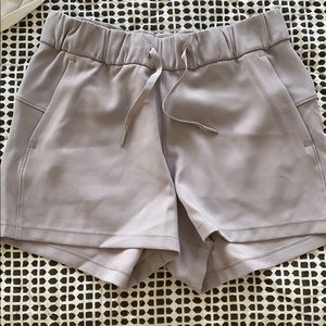 Lululemon on the fly short